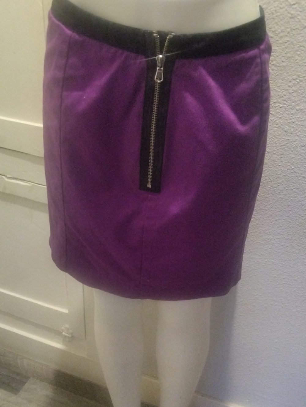 Worthington Purple Mini Skirt with Black Waistband and Front Zip